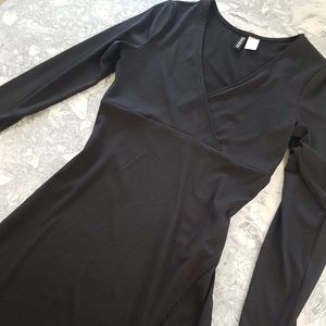 Little black Dress with slit